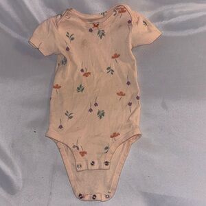 Carter’s Onesie Peach Floral Snaps Good Condition Girls 12 Months